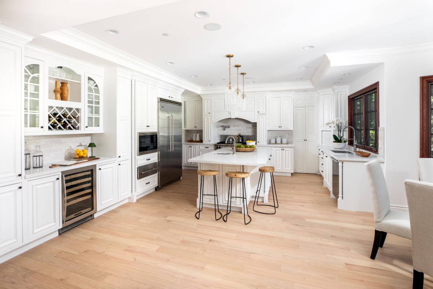 Detail Gallery Image 11 of 43 For 795 Nash Rd, Los Altos,  CA 94024 - 4 Beds | 4/1 Baths