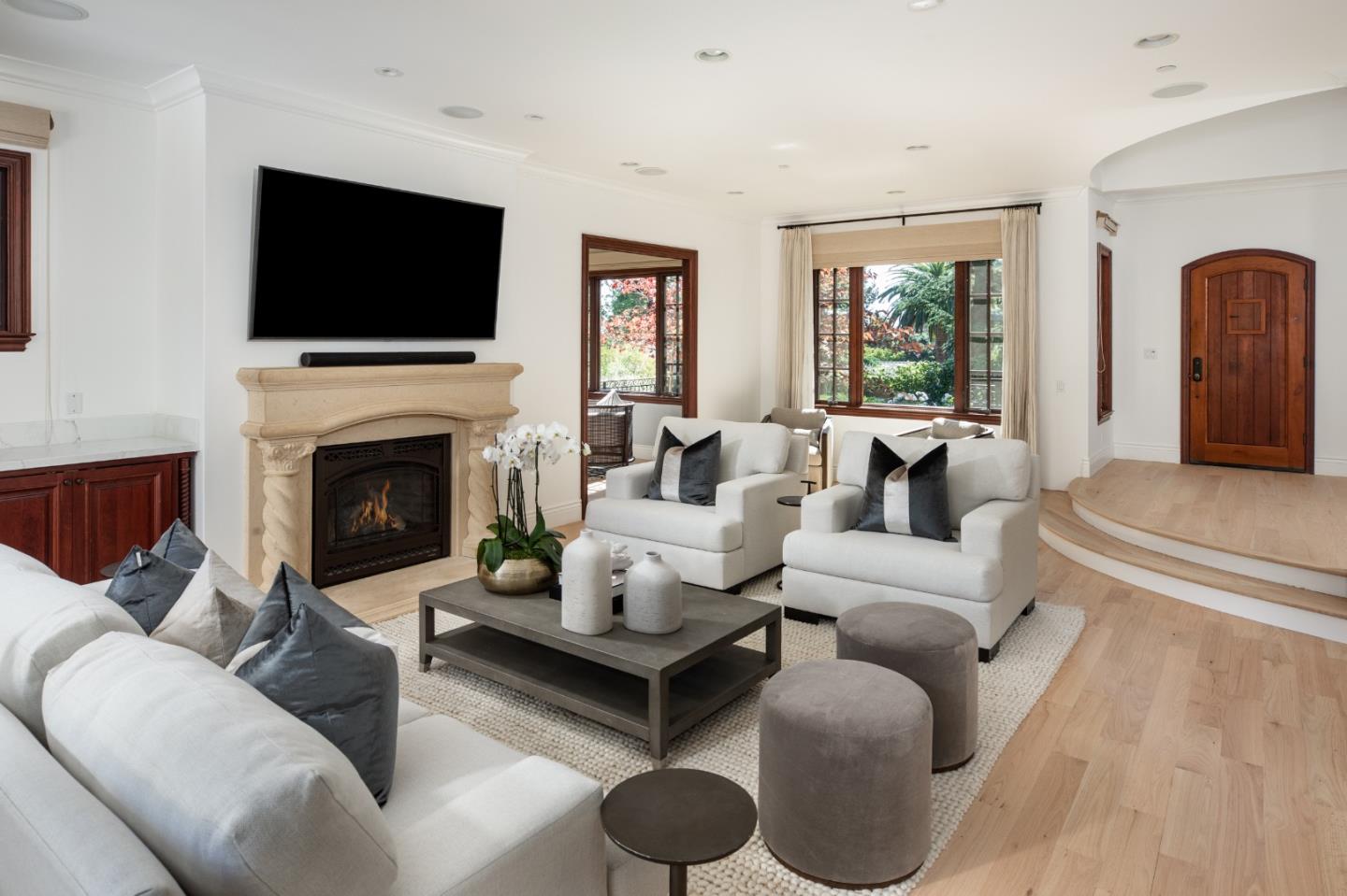 Detail Gallery Image 5 of 43 For 795 Nash Rd, Los Altos,  CA 94024 - 4 Beds | 4/1 Baths