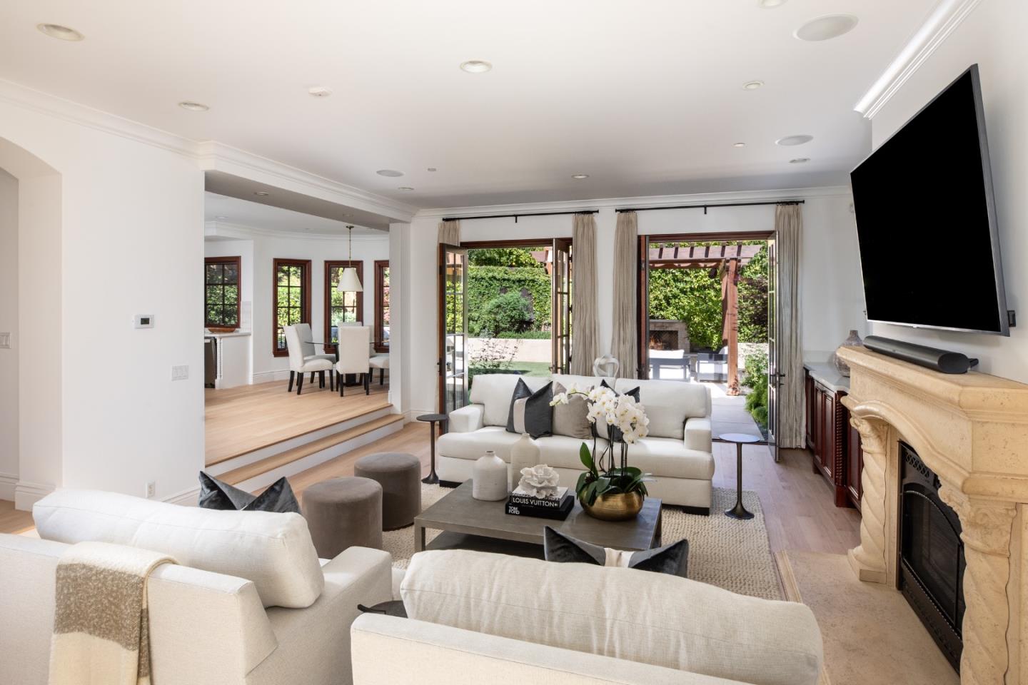 Detail Gallery Image 7 of 43 For 795 Nash Rd, Los Altos,  CA 94024 - 4 Beds | 4/1 Baths