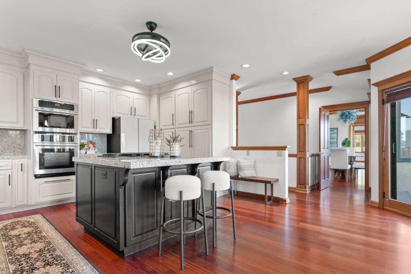 Detail Gallery Image 18 of 102 For 17 Kite Hill Rd, Santa Cruz,  CA 95060 - 4 Beds | 3/1 Baths