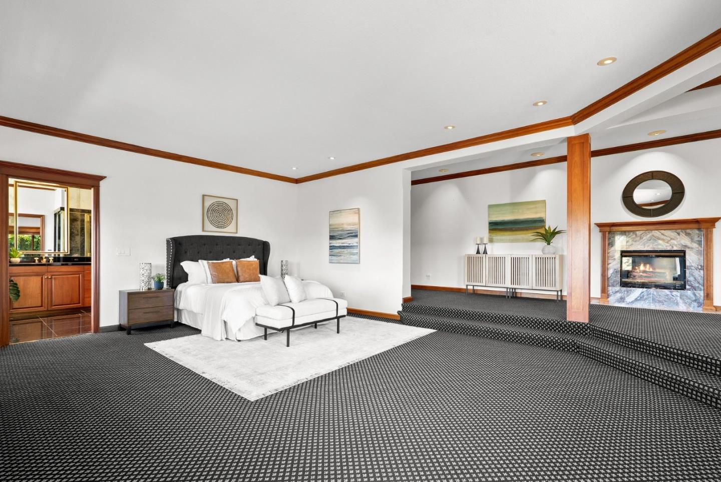 Detail Gallery Image 23 of 102 For 17 Kite Hill Rd, Santa Cruz,  CA 95060 - 4 Beds | 3/1 Baths