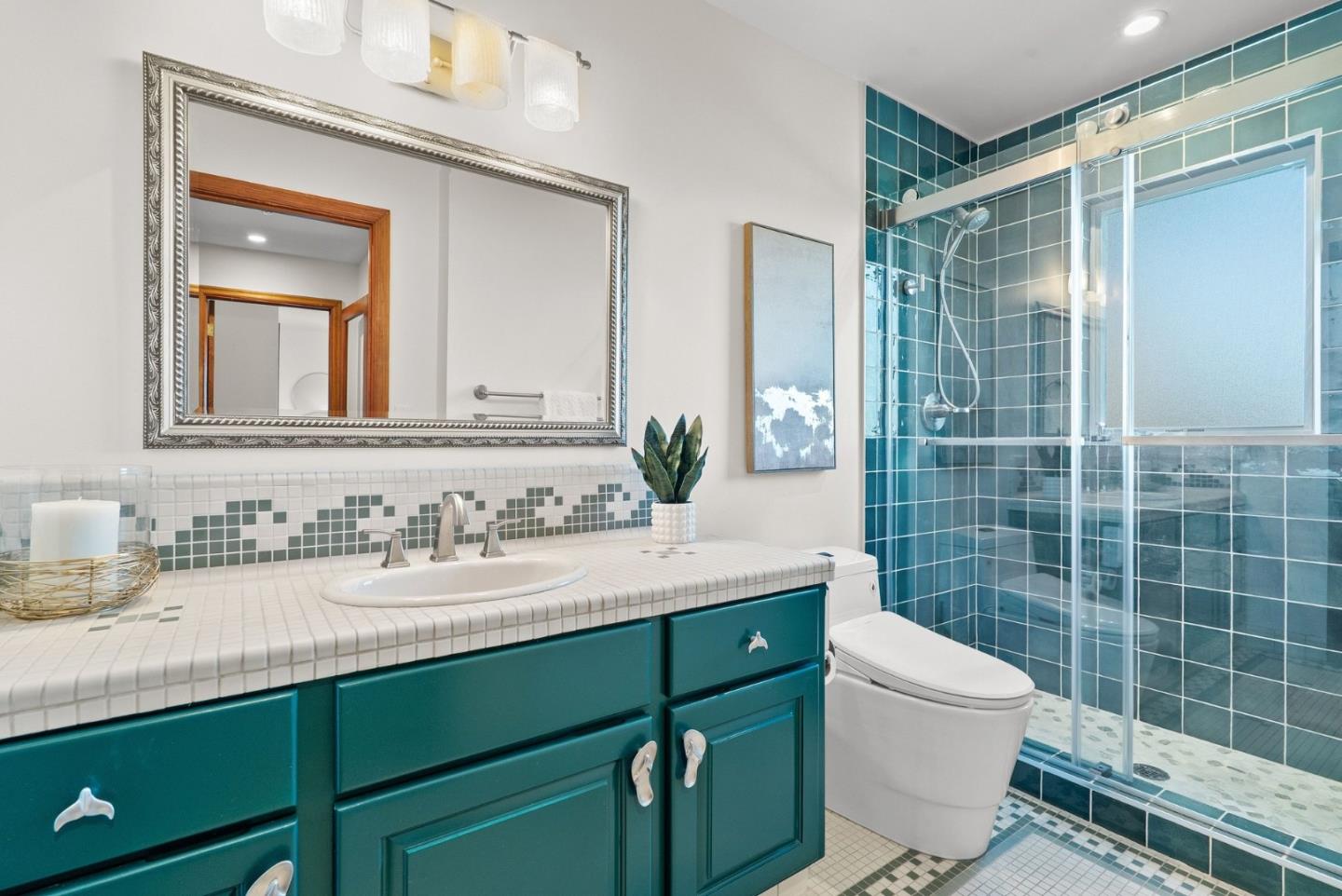 Detail Gallery Image 43 of 102 For 17 Kite Hill Rd, Santa Cruz,  CA 95060 - 4 Beds | 3/1 Baths