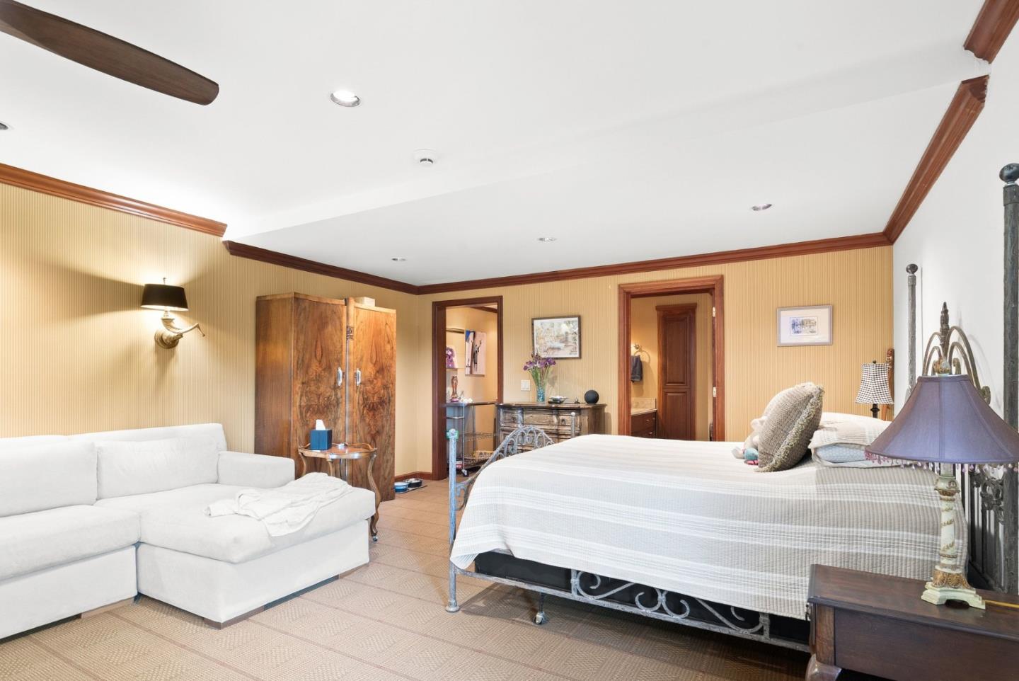 Detail Gallery Image 46 of 102 For 17 Kite Hill Rd, Santa Cruz,  CA 95060 - 4 Beds | 3/1 Baths