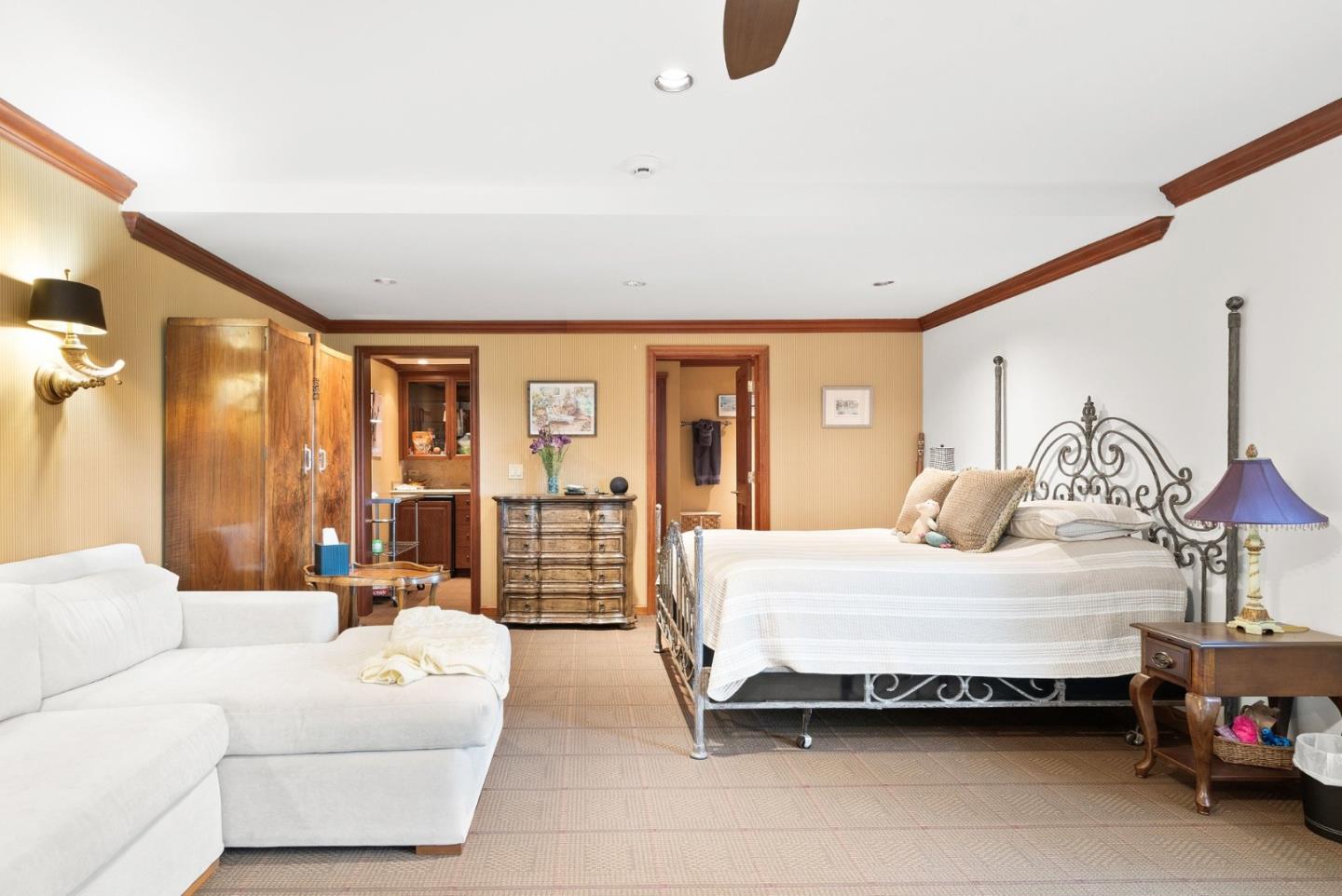 Detail Gallery Image 47 of 102 For 17 Kite Hill Rd, Santa Cruz,  CA 95060 - 4 Beds | 3/1 Baths