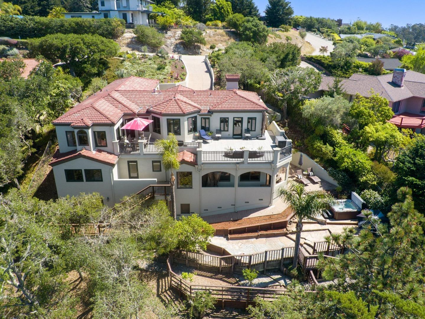 Detail Gallery Image 65 of 102 For 17 Kite Hill Rd, Santa Cruz,  CA 95060 - 4 Beds | 3/1 Baths