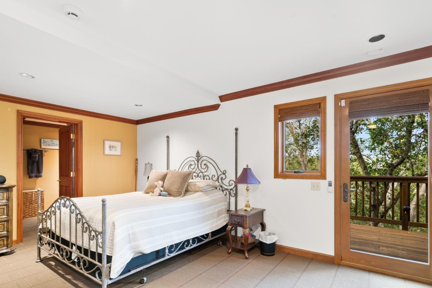 Detail Gallery Image 94 of 102 For 17 Kite Hill Rd, Santa Cruz,  CA 95060 - 4 Beds | 3/1 Baths