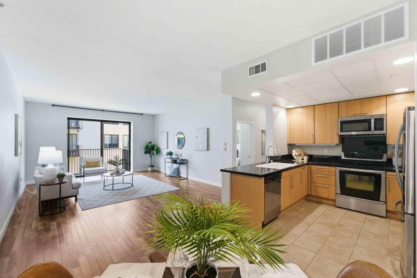 Detail Gallery Image 2 of 40 For 88 Bush St #3170,  San Jose,  CA 95126 - 2 Beds | 2 Baths