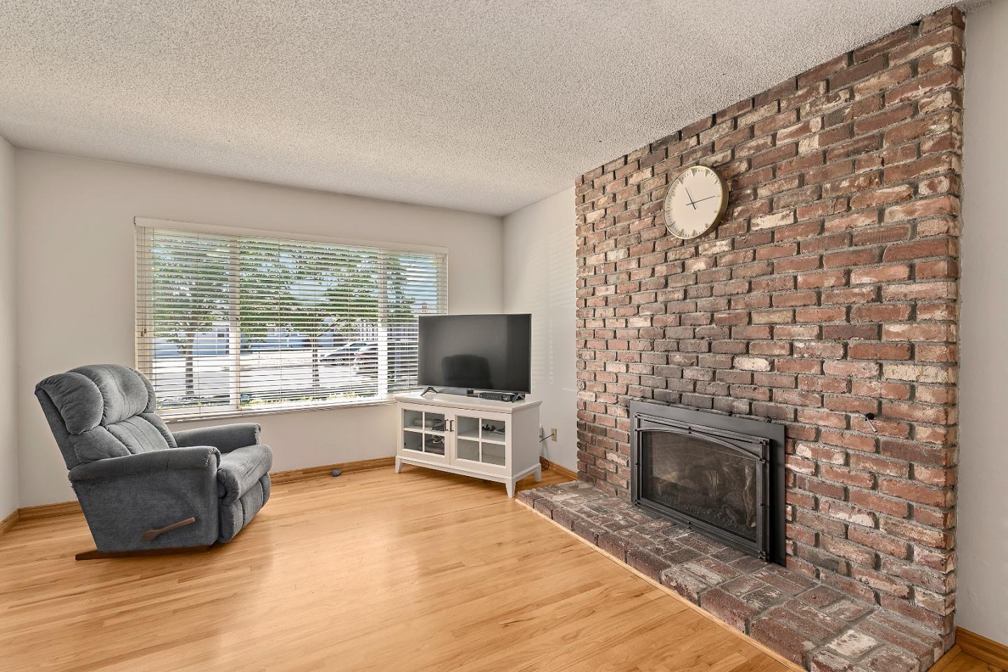 Detail Gallery Image 4 of 21 For 1471 Inskip Dr, Campbell,  CA 95008 - 3 Beds | 2 Baths