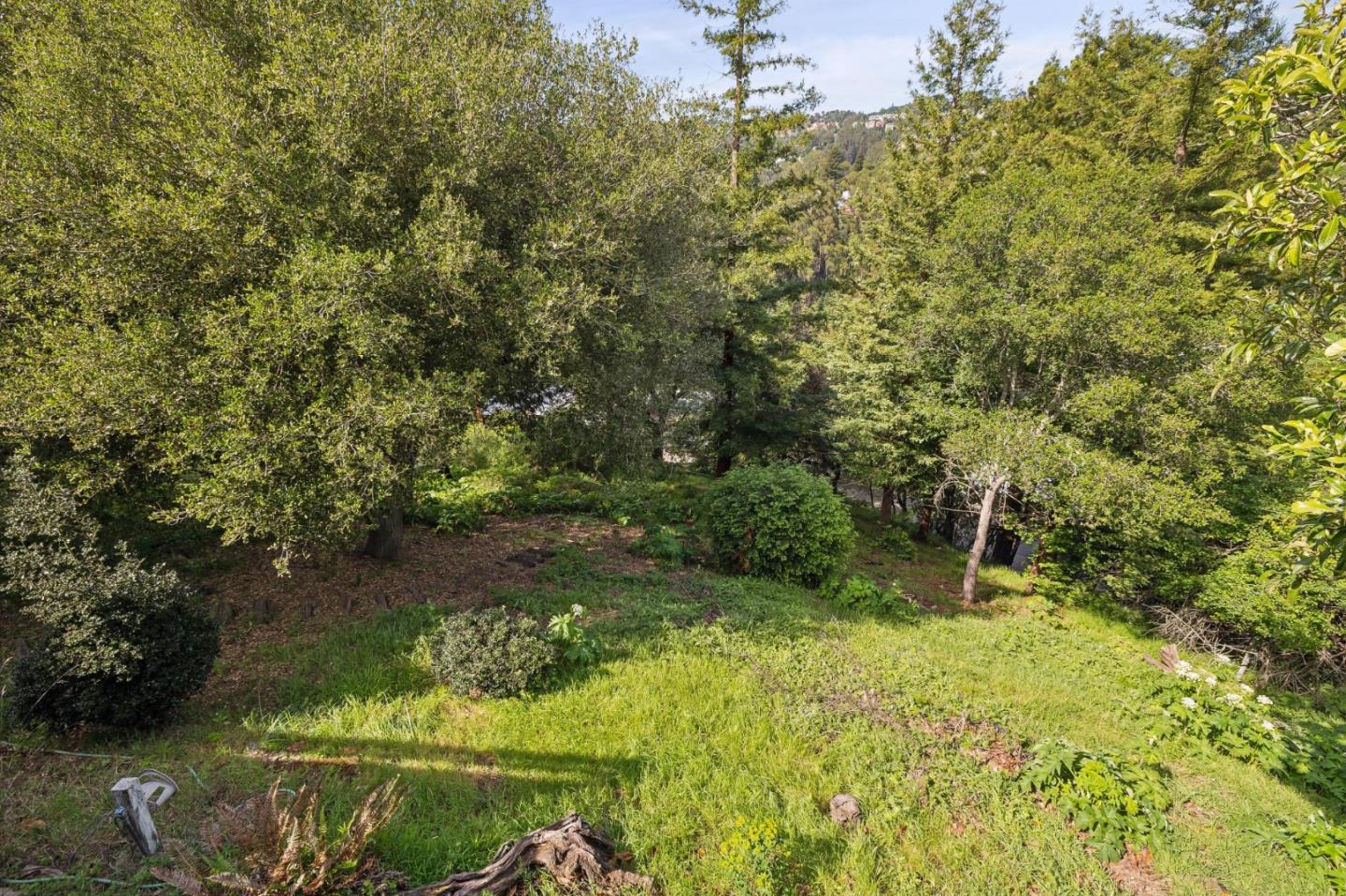 Detail Gallery Image 26 of 26 For 55 Asilomar Cir, Oakland,  CA 94611 - 2 Beds | 1 Baths