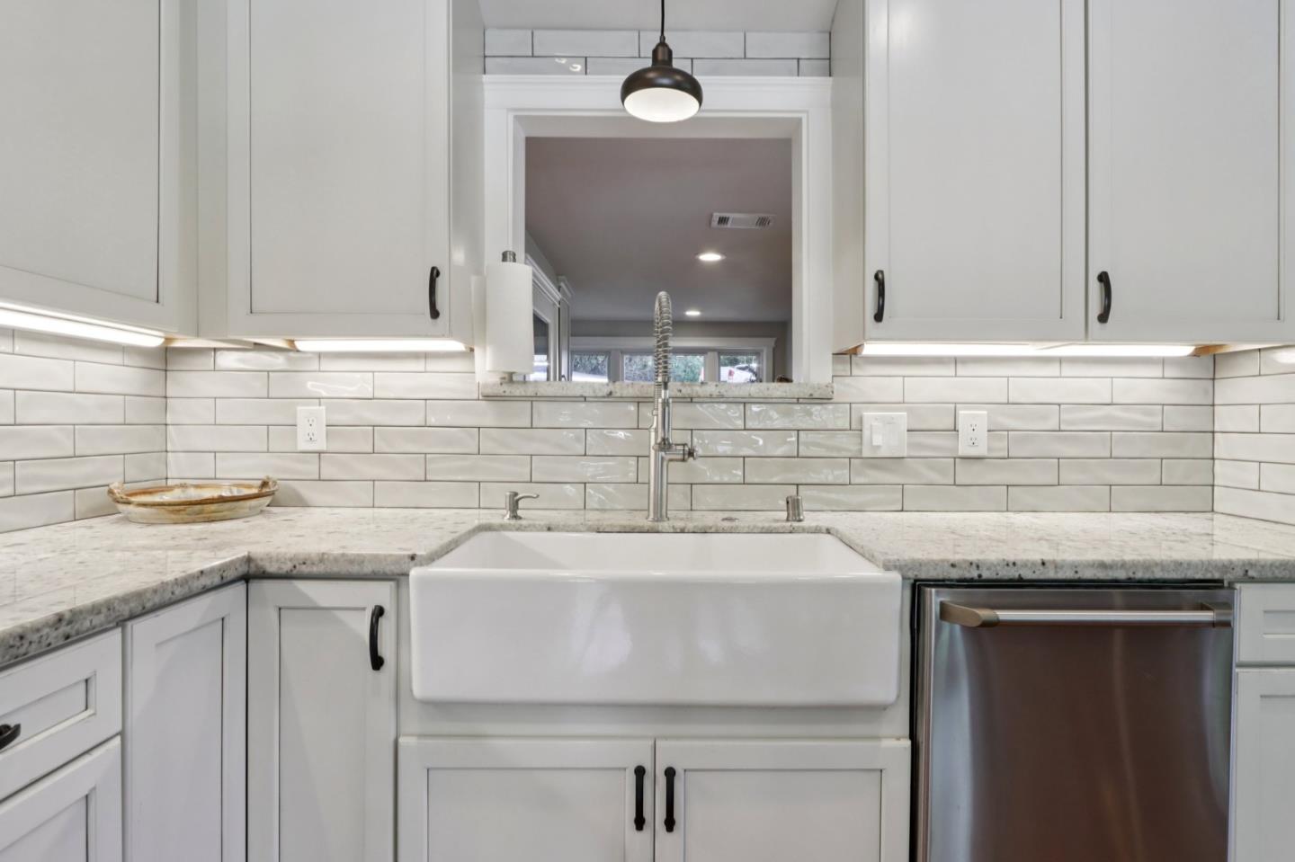 Detail Gallery Image 22 of 44 For 11265 Canyon Dr, San Jose,  CA 95127 - 2 Beds | 2 Baths