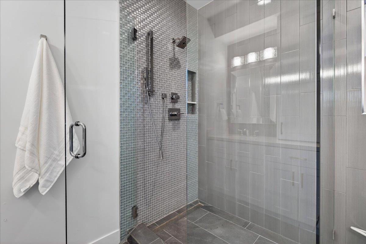 Detail Gallery Image 21 of 43 For 10200 Empire Ave, Cupertino,  CA 95014 - 4 Beds | 3/1 Baths