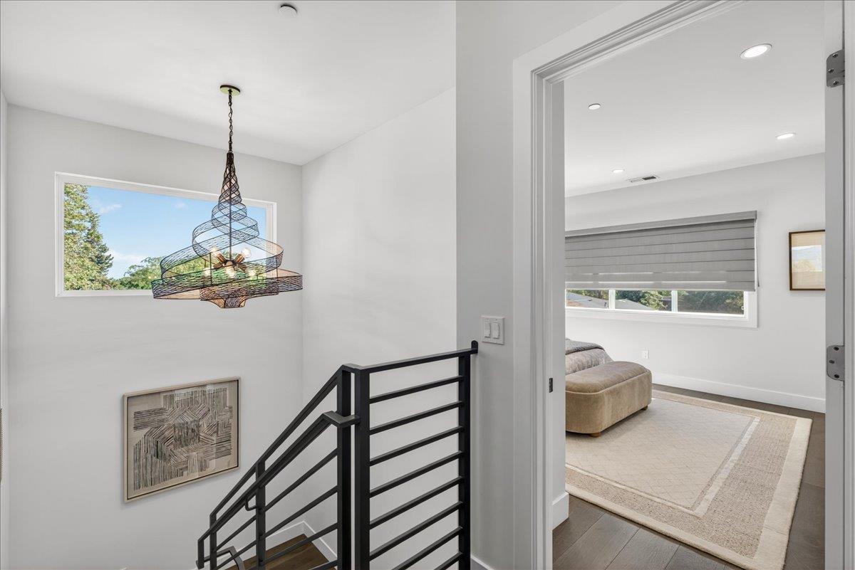 Detail Gallery Image 24 of 43 For 10200 Empire Ave, Cupertino,  CA 95014 - 4 Beds | 3/1 Baths