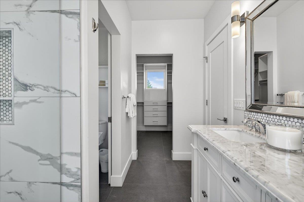 Detail Gallery Image 29 of 43 For 10200 Empire Ave, Cupertino,  CA 95014 - 4 Beds | 3/1 Baths