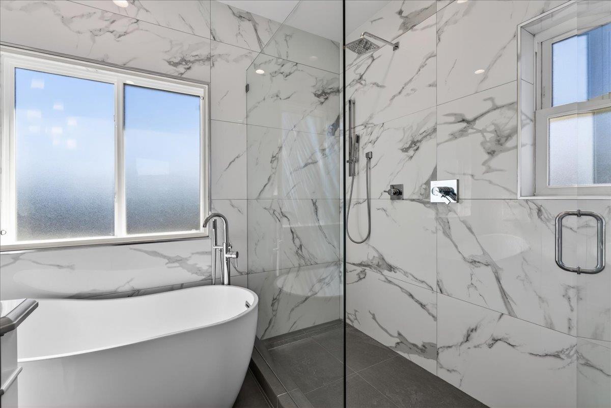 Detail Gallery Image 30 of 43 For 10200 Empire Ave, Cupertino,  CA 95014 - 4 Beds | 3/1 Baths