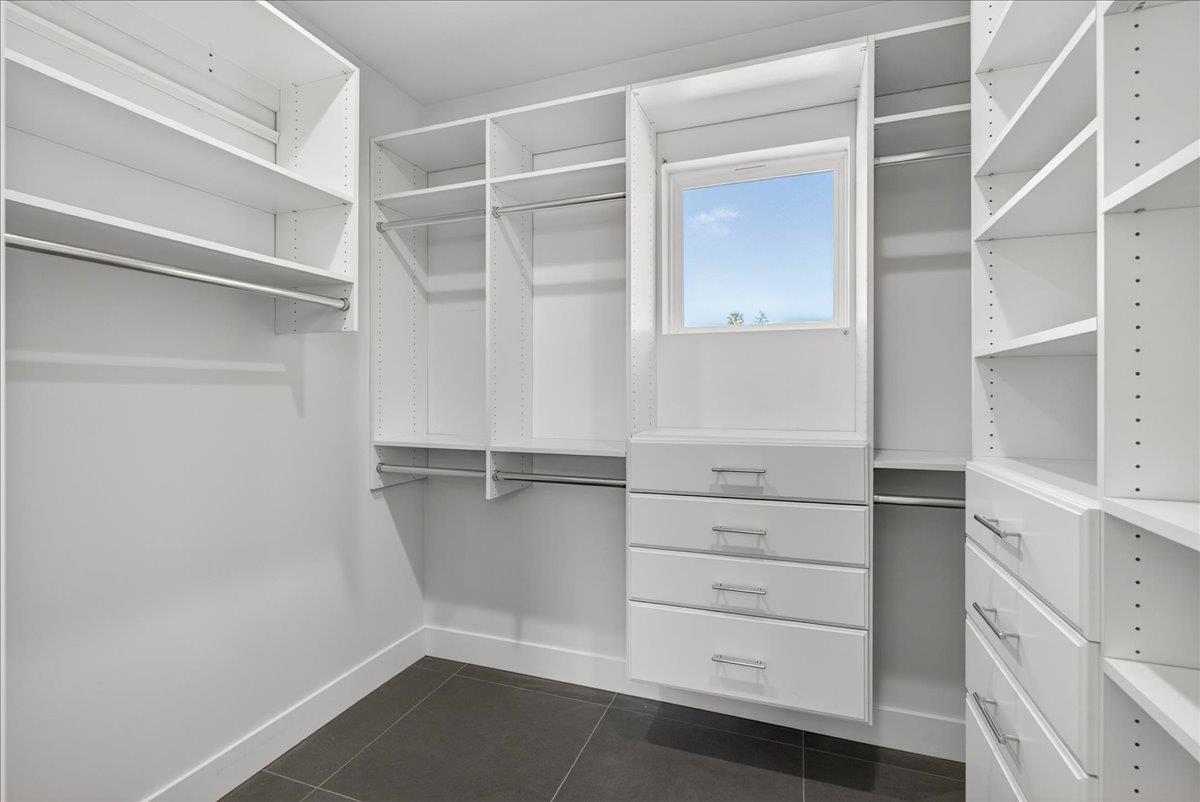 Detail Gallery Image 31 of 43 For 10200 Empire Ave, Cupertino,  CA 95014 - 4 Beds | 3/1 Baths