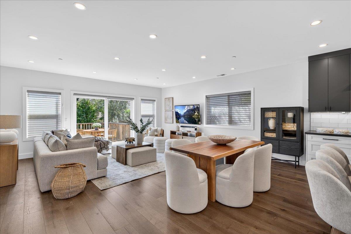 Detail Gallery Image 5 of 43 For 10200 Empire Ave, Cupertino,  CA 95014 - 4 Beds | 3/1 Baths