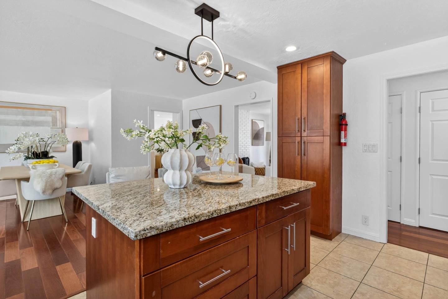 Detail Gallery Image 10 of 22 For 4162 Piper, San Jose,  CA 95117 - 3 Beds | 2 Baths