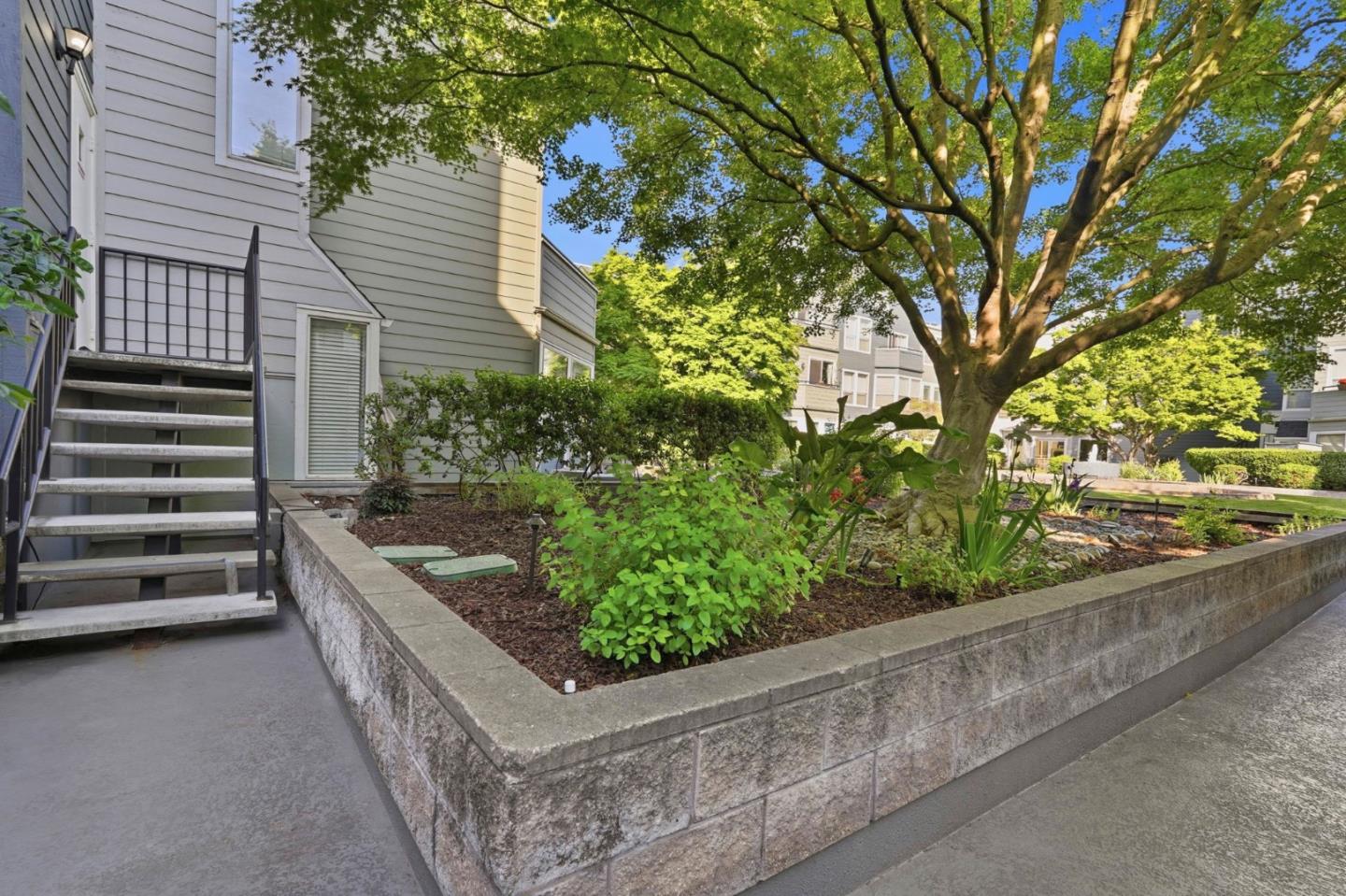 Detail Gallery Image 33 of 35 For 411 Park Ave #105,  San Jose,  CA 95110 - 2 Beds | 2 Baths