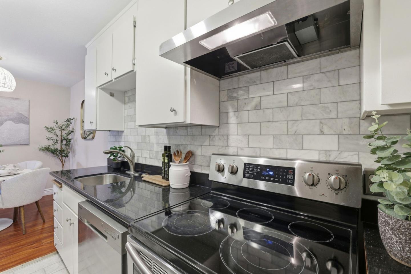 Detail Gallery Image 10 of 39 For 309 Tradewinds Dr #10,  San Jose,  CA 95123 - 1 Beds | 1 Baths