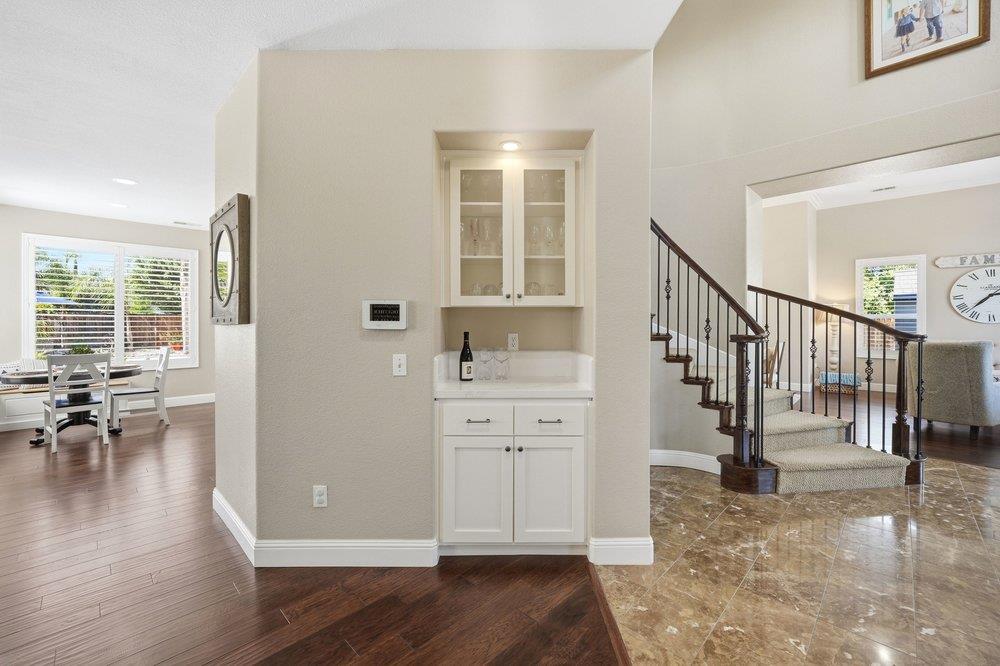 Detail Gallery Image 23 of 60 For 1260 Brook View Ct, Hollister,  CA 95023 - 5 Beds | 3/1 Baths