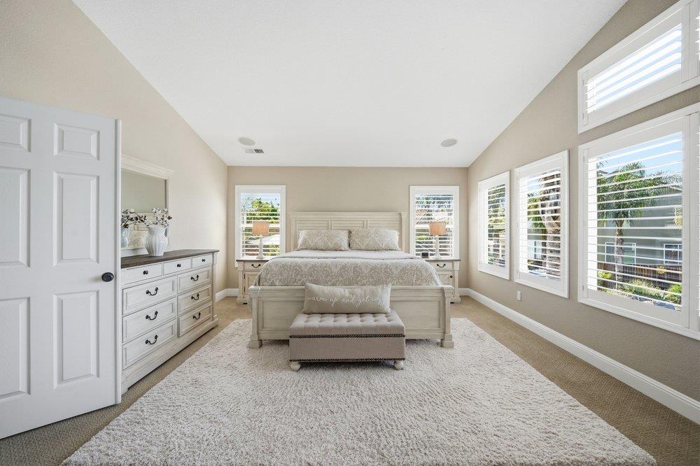 Detail Gallery Image 24 of 60 For 1260 Brook View Ct, Hollister,  CA 95023 - 5 Beds | 3/1 Baths