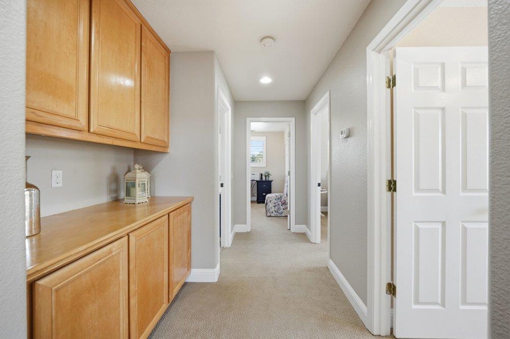 Detail Gallery Image 29 of 60 For 1260 Brook View Ct, Hollister,  CA 95023 - 5 Beds | 3/1 Baths