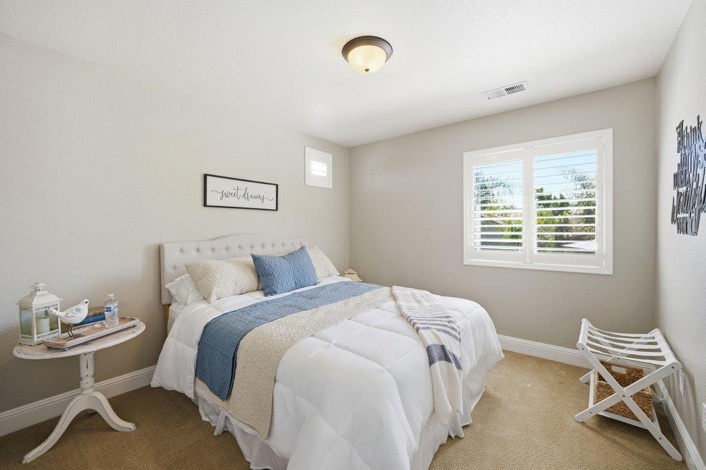 Detail Gallery Image 32 of 60 For 1260 Brook View Ct, Hollister,  CA 95023 - 5 Beds | 3/1 Baths