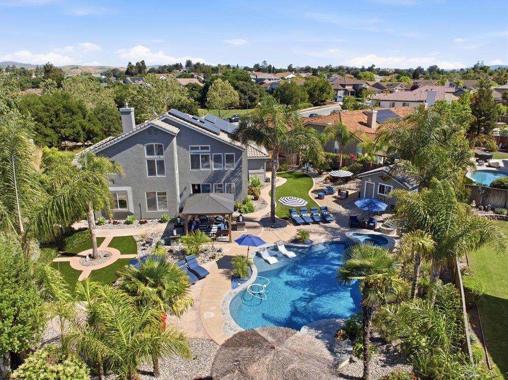 Detail Gallery Image 50 of 60 For 1260 Brook View Ct, Hollister,  CA 95023 - 5 Beds | 3/1 Baths