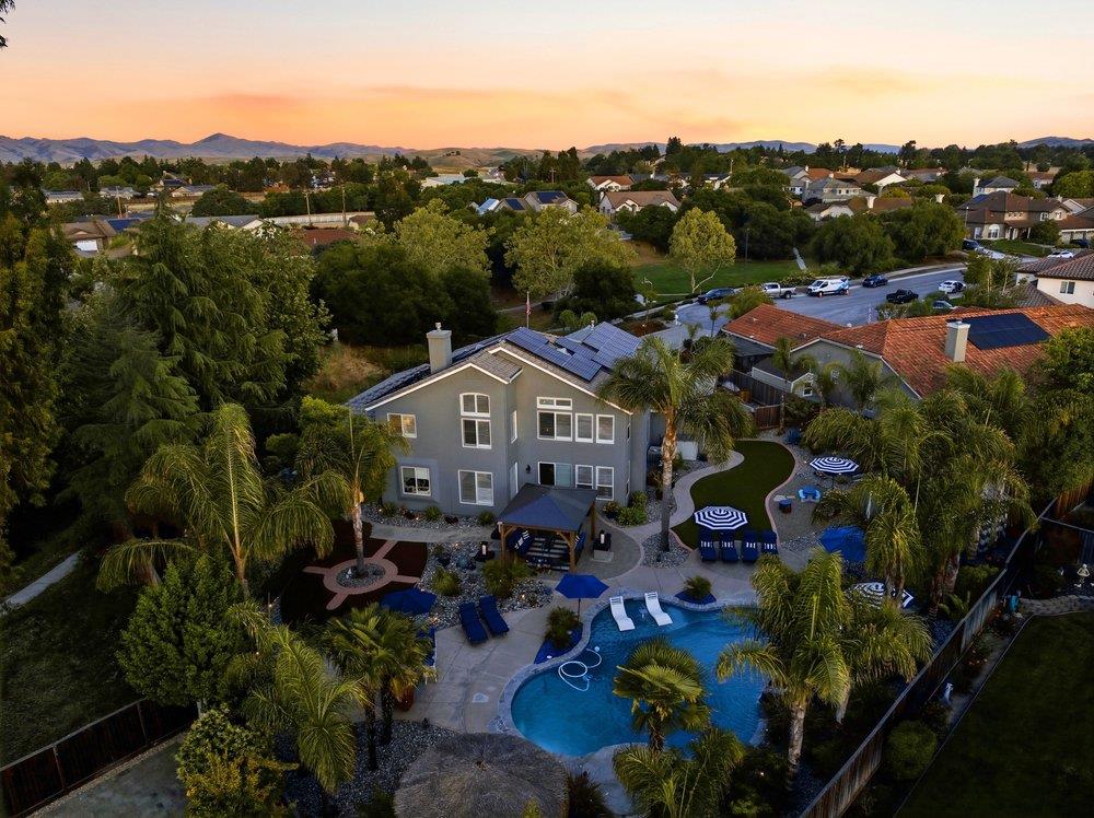 Detail Gallery Image 60 of 60 For 1260 Brook View Ct, Hollister,  CA 95023 - 5 Beds | 3/1 Baths