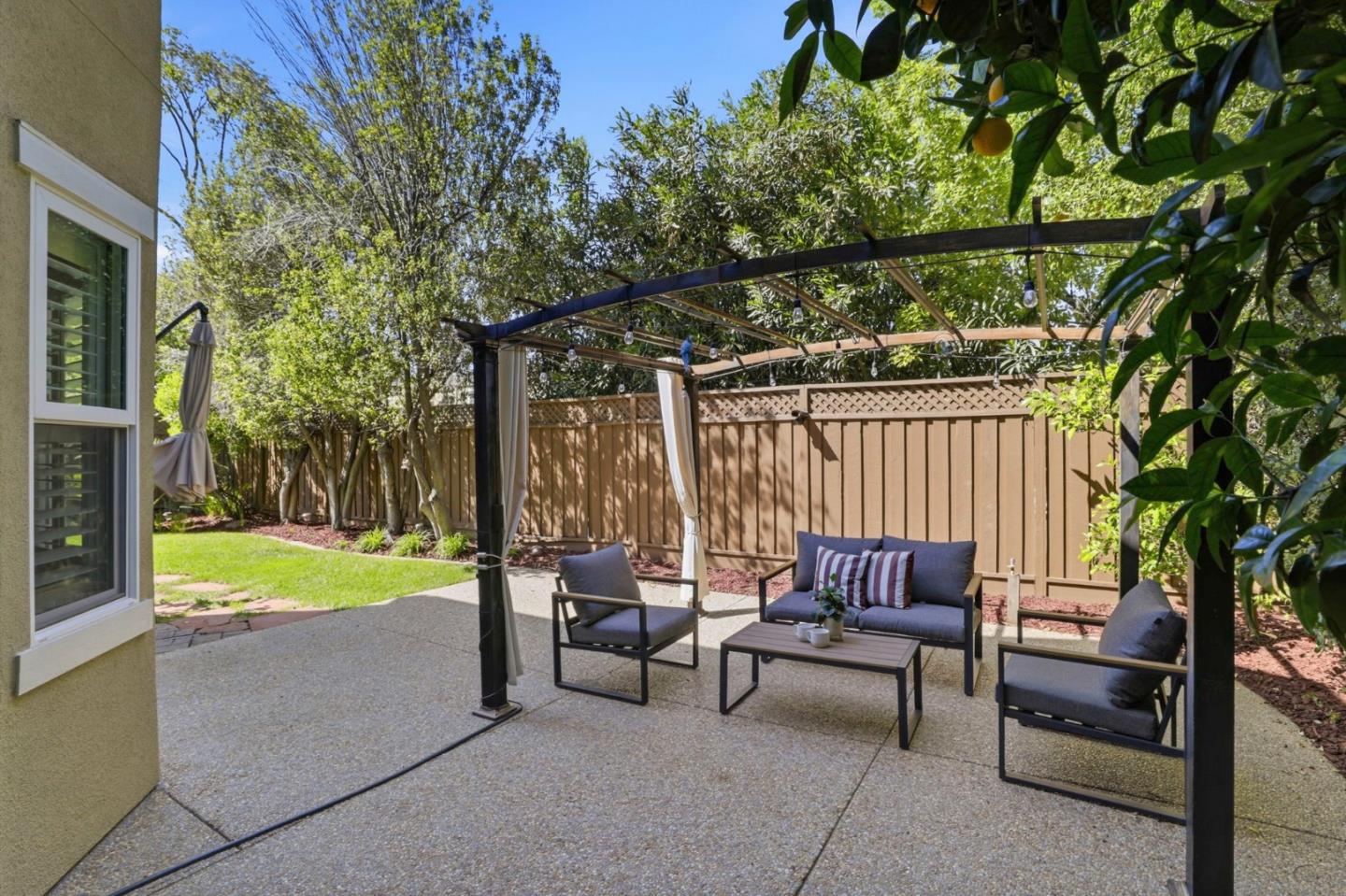 Detail Gallery Image 22 of 35 For 569 Cherrywood Dr, Sunnyvale,  CA 94087 - 4 Beds | 2/1 Baths