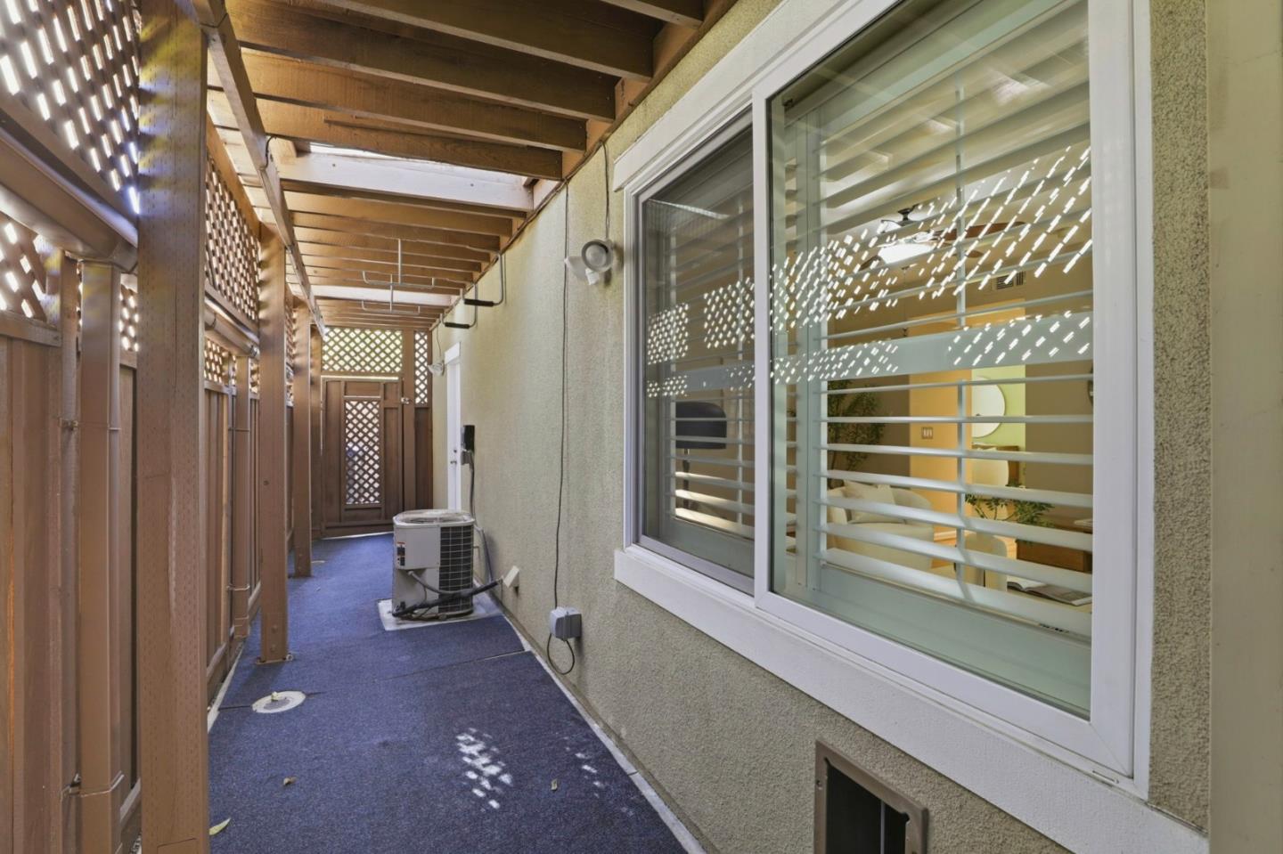 Detail Gallery Image 24 of 35 For 569 Cherrywood Dr, Sunnyvale,  CA 94087 - 4 Beds | 2/1 Baths