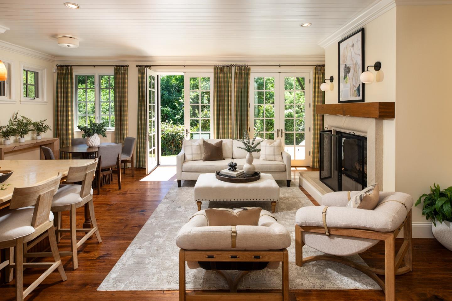 Detail Gallery Image 12 of 44 For 25550 Moody Rd, Los Altos Hills,  CA 94022 - 5 Beds | 4/1 Baths