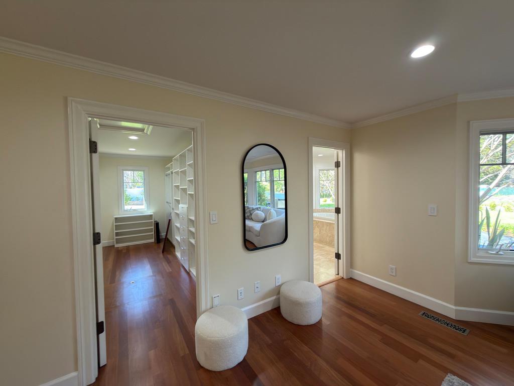 Detail Gallery Image 14 of 31 For 2 Callado, Atherton,  CA 94027 - 5 Beds | 5 Baths