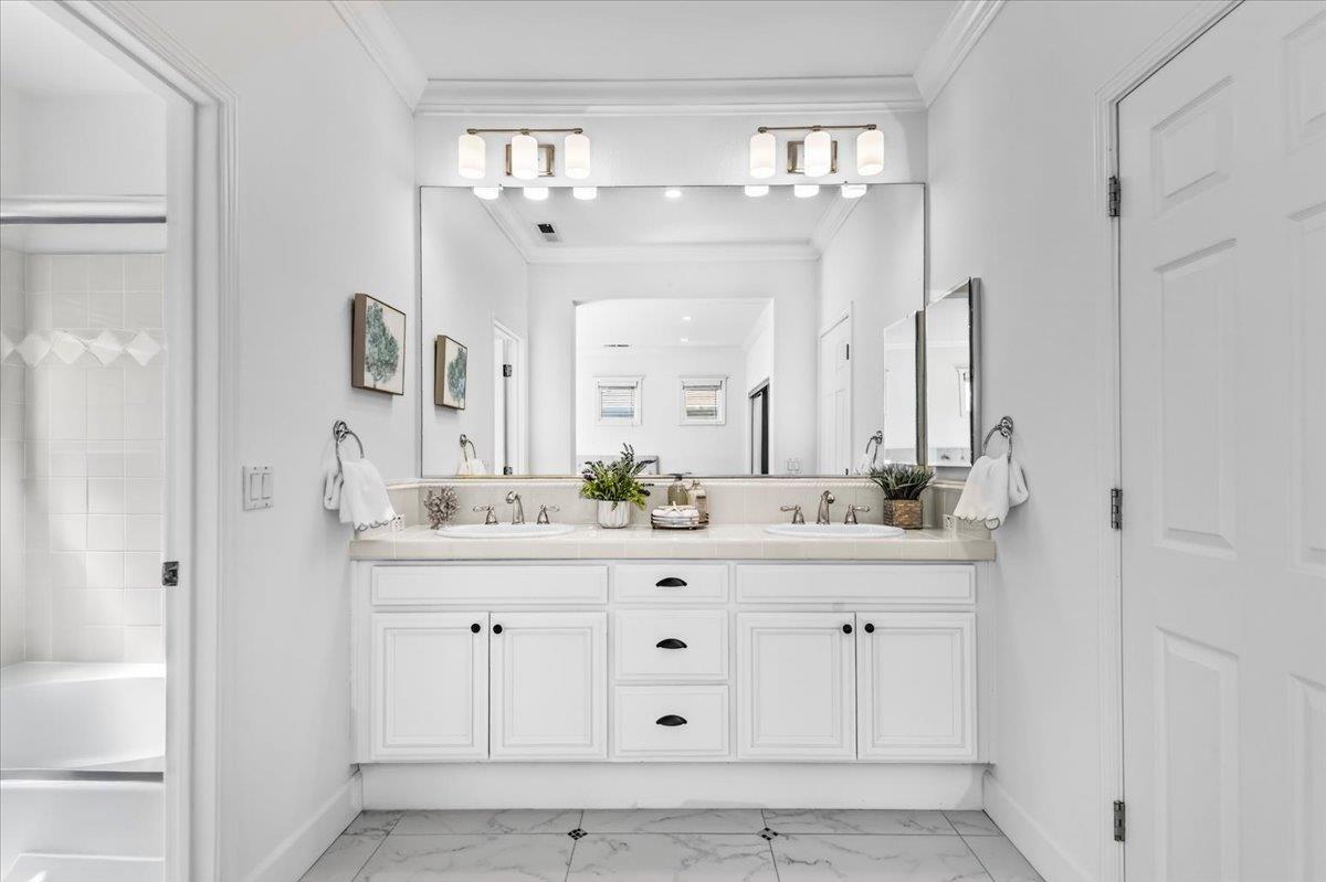 Detail Gallery Image 17 of 29 For 18391 San Antonio Dr, Morgan Hill,  CA 95037 - 4 Beds | 2/1 Baths