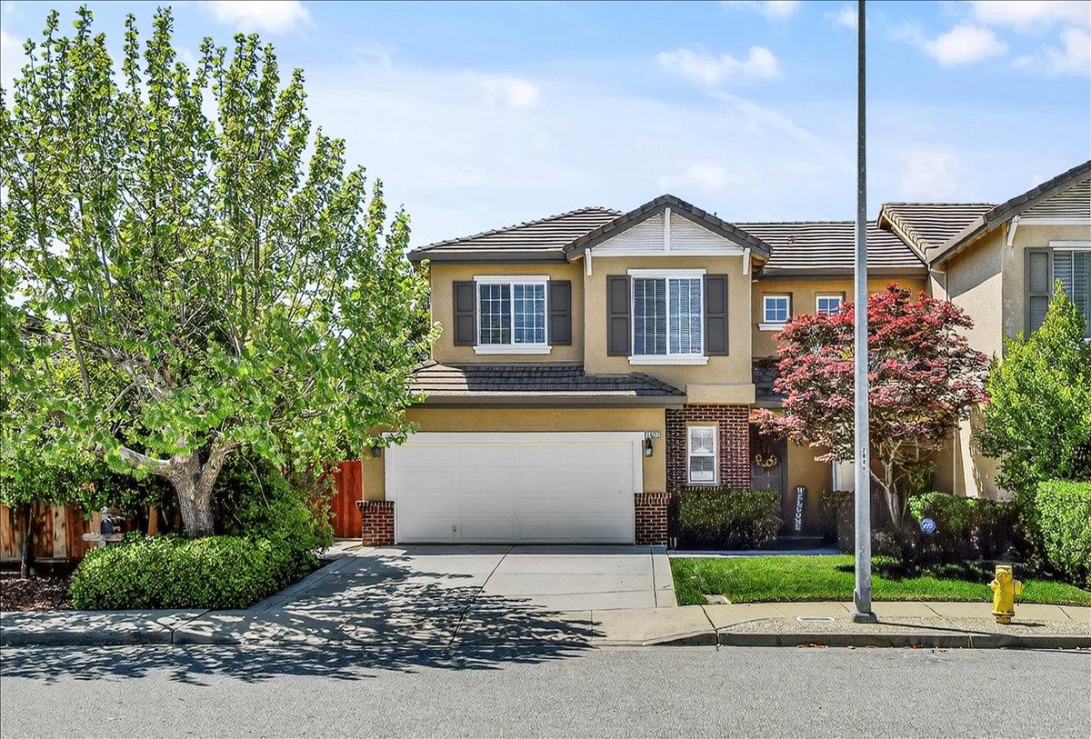 Detail Gallery Image 2 of 29 For 18391 San Antonio Dr, Morgan Hill,  CA 95037 - 4 Beds | 2/1 Baths