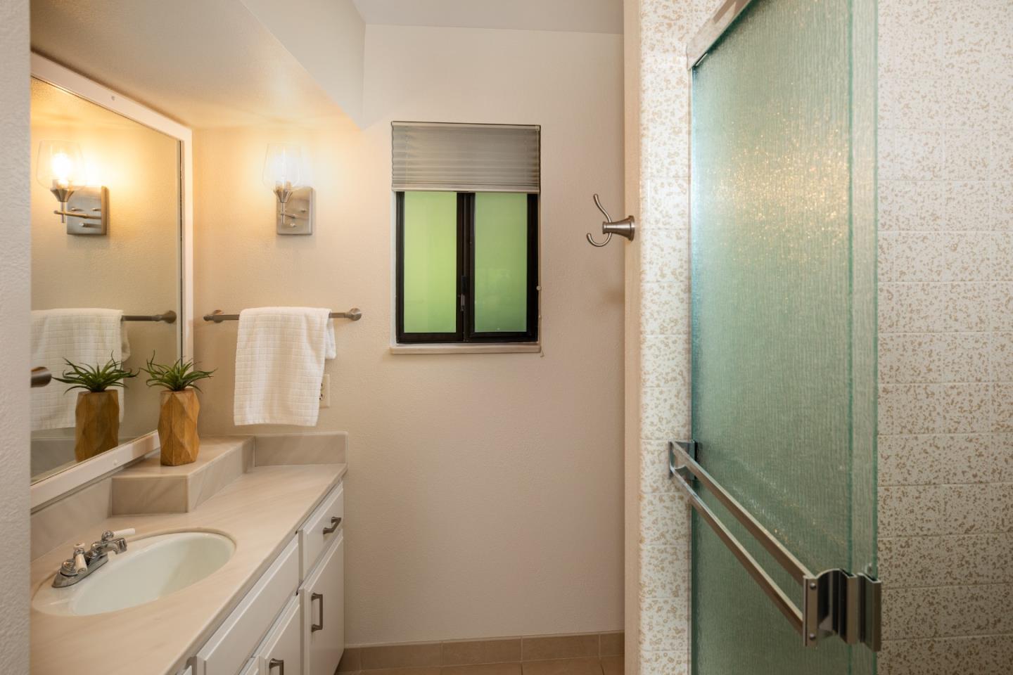 Detail Gallery Image 18 of 33 For 22415 Rancho Deep Cliff Dr, Cupertino,  CA 95014 - 2 Beds | 2 Baths