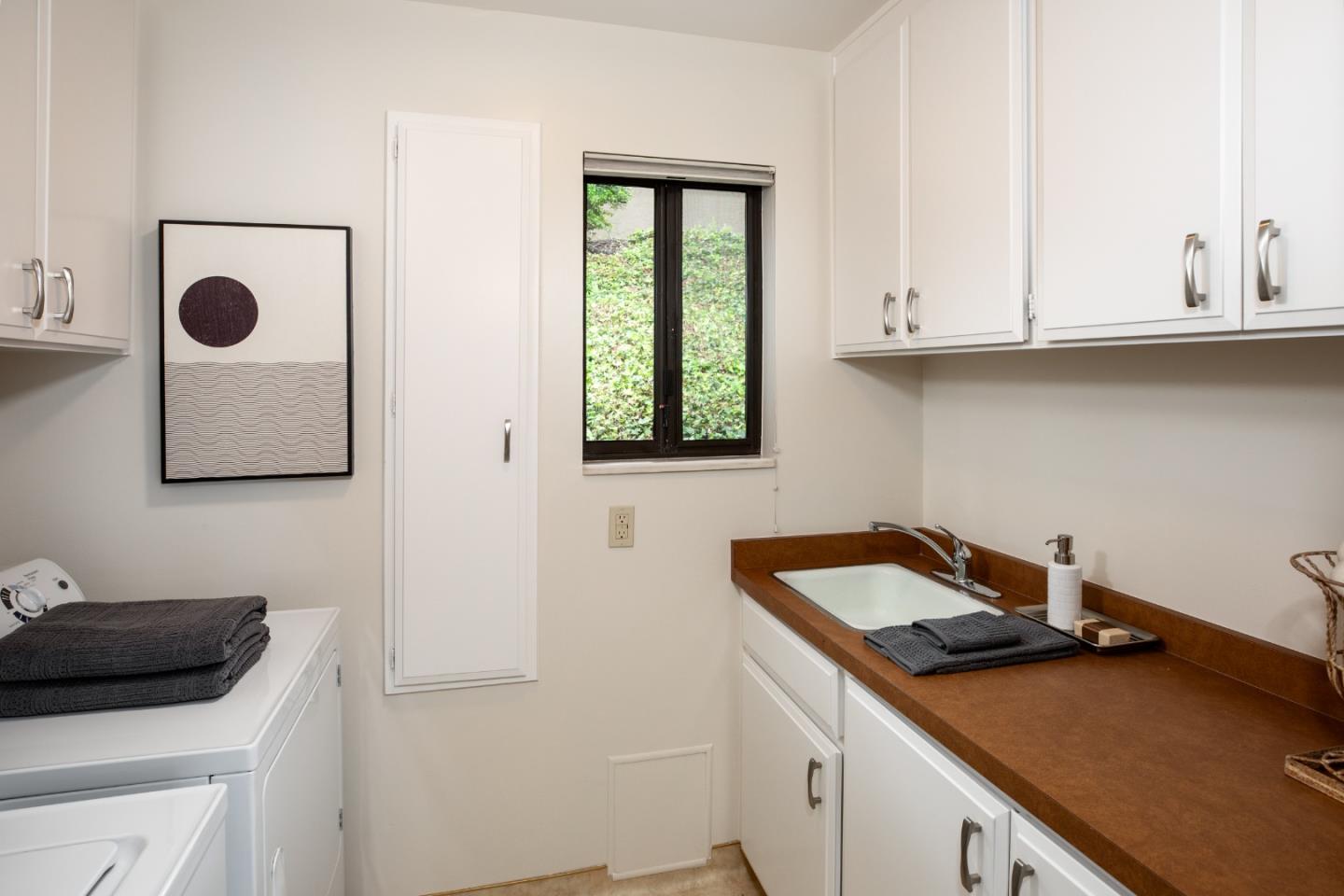 Detail Gallery Image 19 of 33 For 22415 Rancho Deep Cliff Dr, Cupertino,  CA 95014 - 2 Beds | 2 Baths