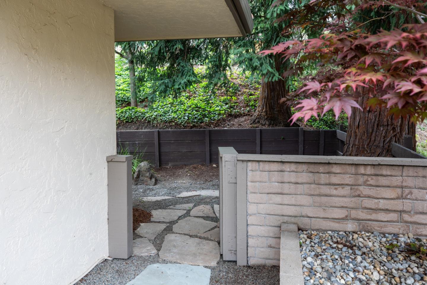 Detail Gallery Image 26 of 33 For 22415 Rancho Deep Cliff Dr, Cupertino,  CA 95014 - 2 Beds | 2 Baths