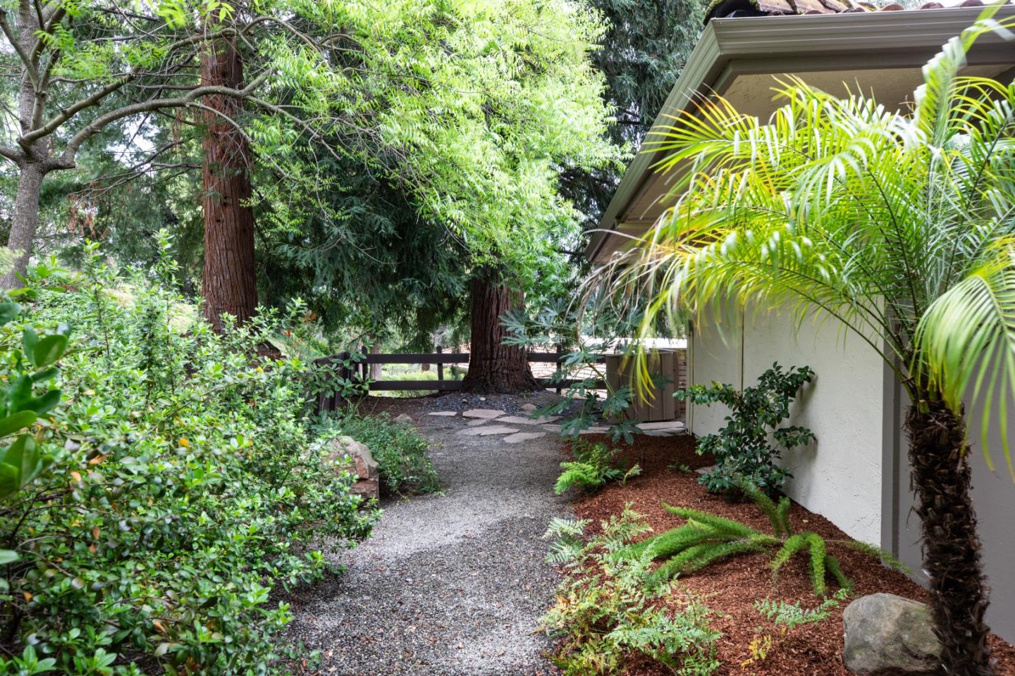 Detail Gallery Image 29 of 33 For 22415 Rancho Deep Cliff Dr, Cupertino,  CA 95014 - 2 Beds | 2 Baths