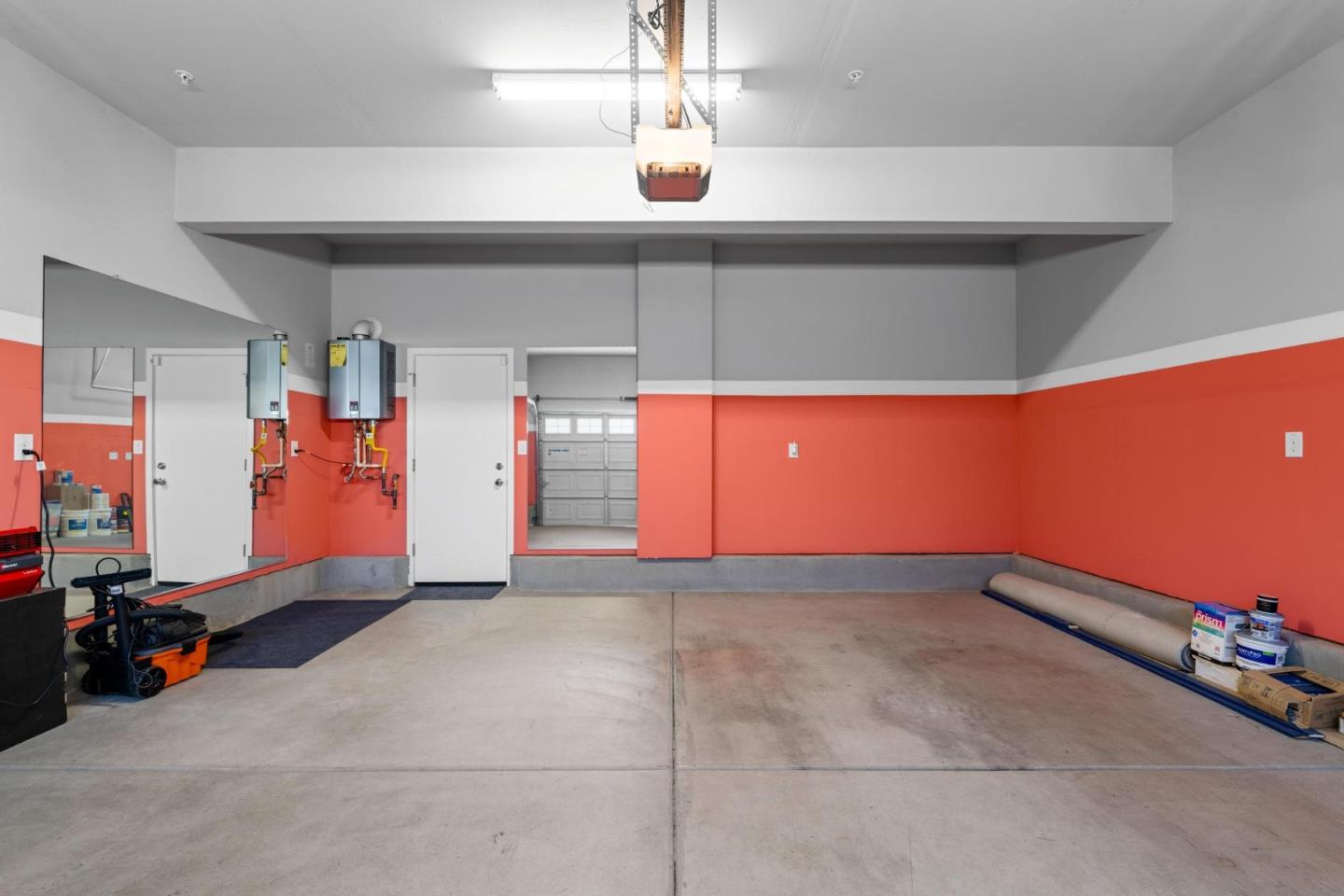 Detail Gallery Image 34 of 44 For 2360 Aerostar Way, Sacramento,  CA 95834 - 4 Beds | 3 Baths