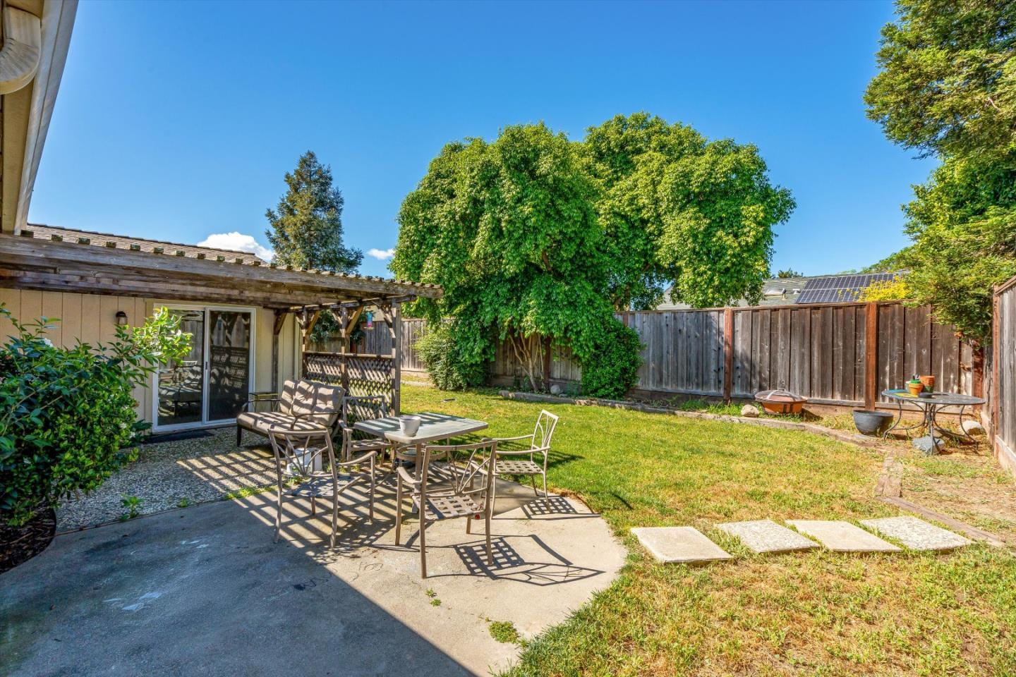 Detail Gallery Image 15 of 19 For 523 Thomas Cir, Suisun City,  CA 94585 - 3 Beds | 2 Baths