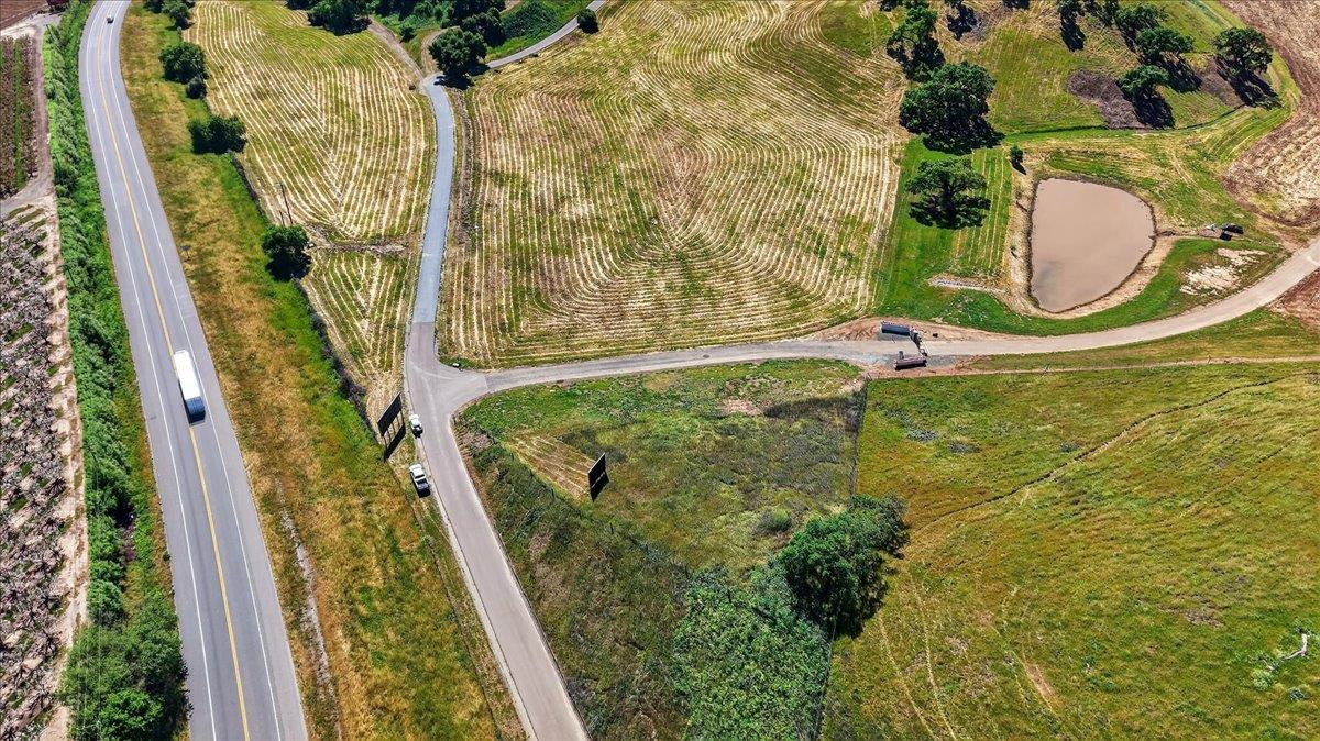 Detail Gallery Image 5 of 25 For Parcel 2 Pacheco Pass Hwy, Hollister,  CA 95023 - – Beds | – Baths