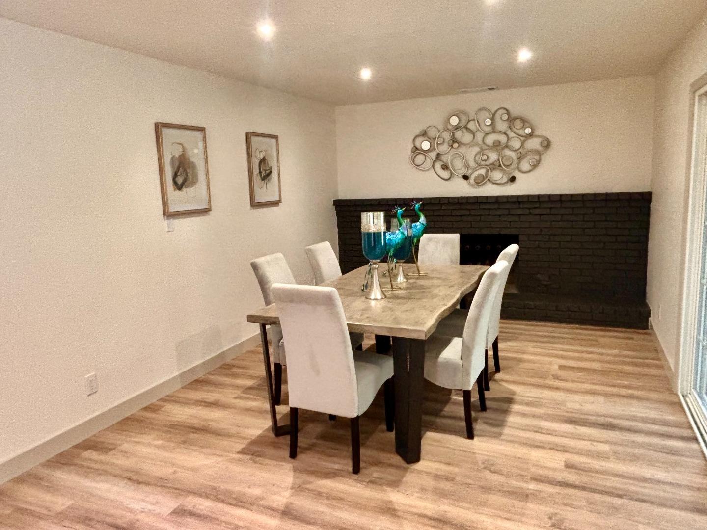 Detail Gallery Image 4 of 12 For 506 N Santa Monica St, Los Banos,  CA 93635 - 3 Beds | 2 Baths