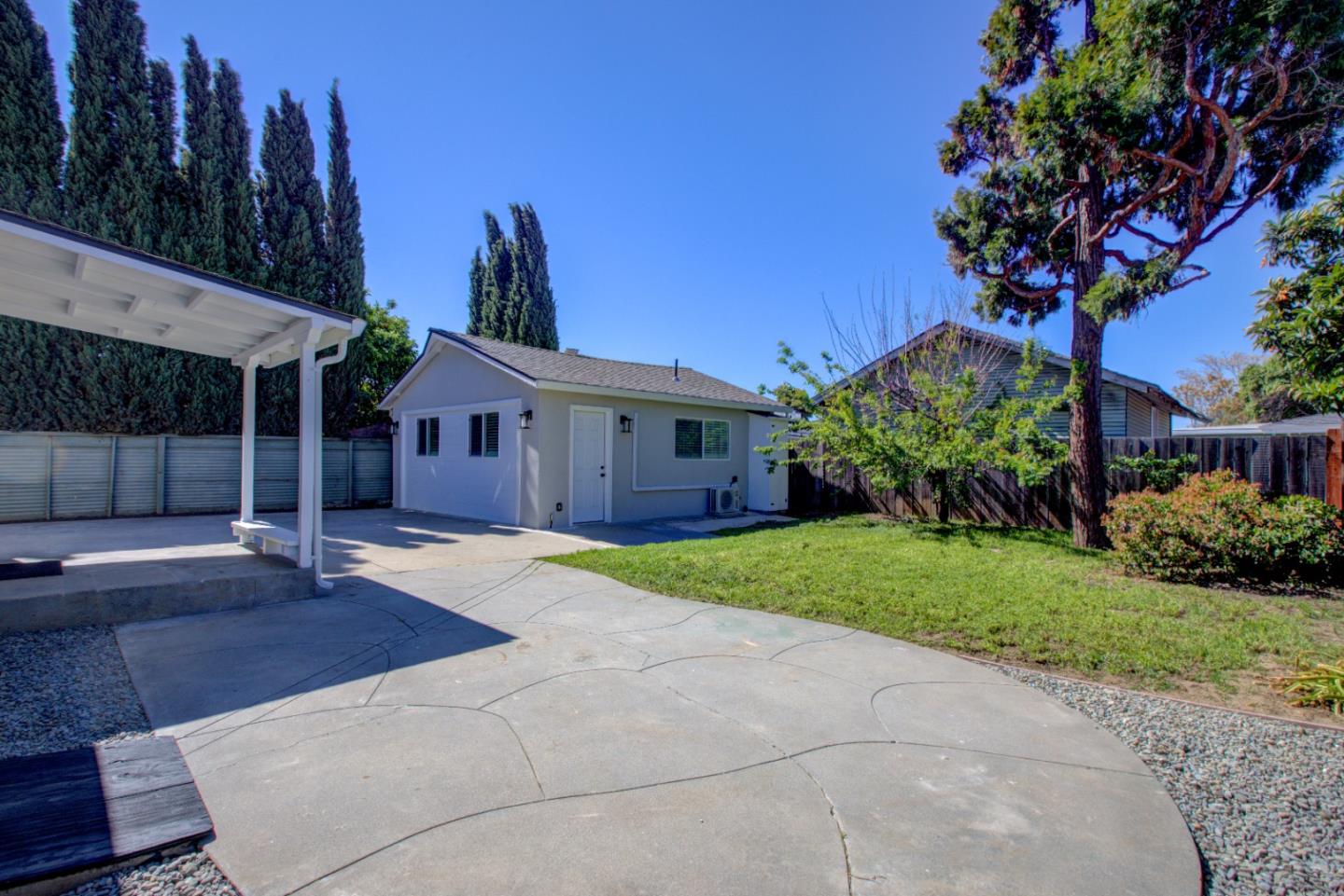 Detail Gallery Image 18 of 58 For 209 Mccreery Ave, San Jose,  CA 95116 - 3 Beds | 2/1 Baths