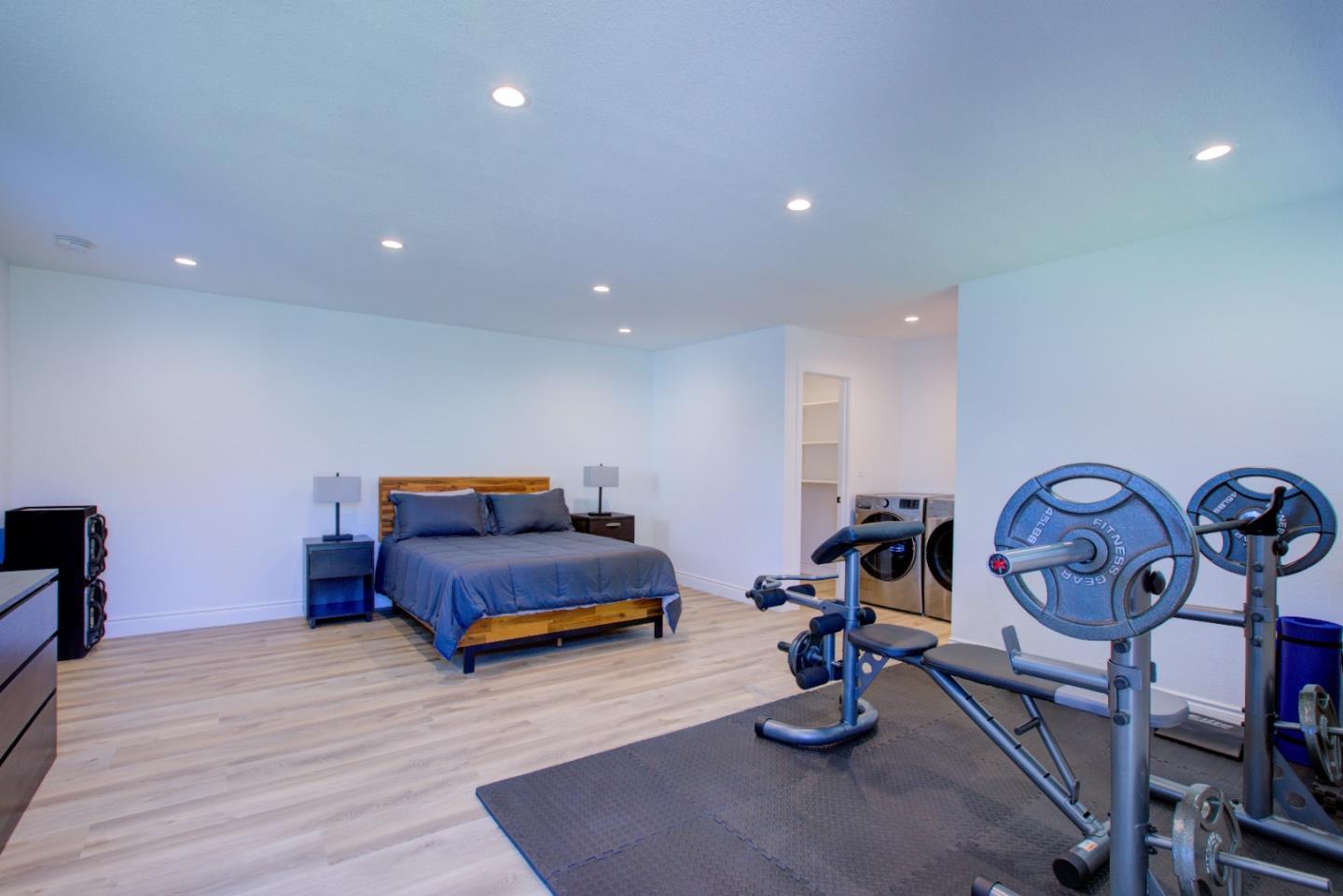 Detail Gallery Image 21 of 58 For 209 Mccreery Ave, San Jose,  CA 95116 - 3 Beds | 2/1 Baths