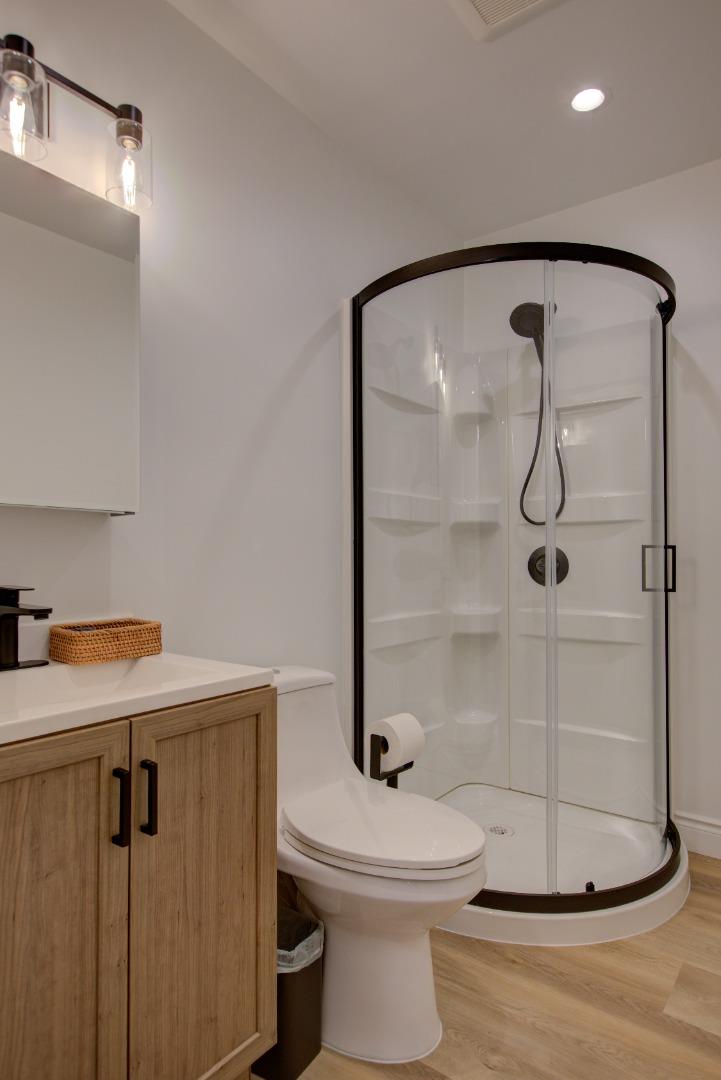 Detail Gallery Image 25 of 58 For 209 Mccreery Ave, San Jose,  CA 95116 - 3 Beds | 2/1 Baths