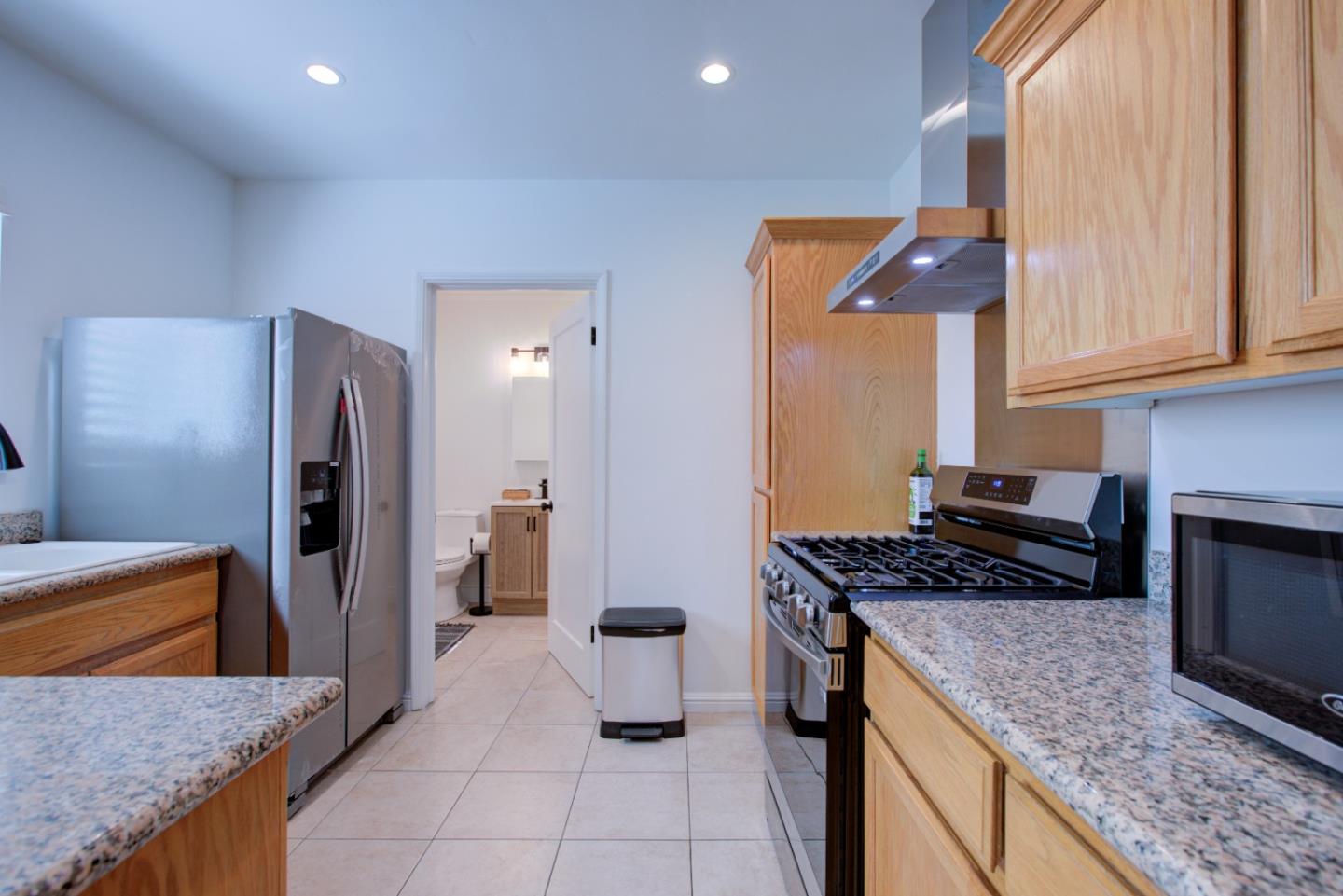 Detail Gallery Image 37 of 58 For 209 Mccreery Ave, San Jose,  CA 95116 - 3 Beds | 2/1 Baths