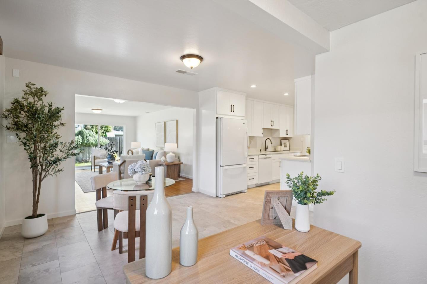 Detail Gallery Image 20 of 40 For 851 Standish Rd, Pacifica,  CA 94044 - 3 Beds | 2 Baths