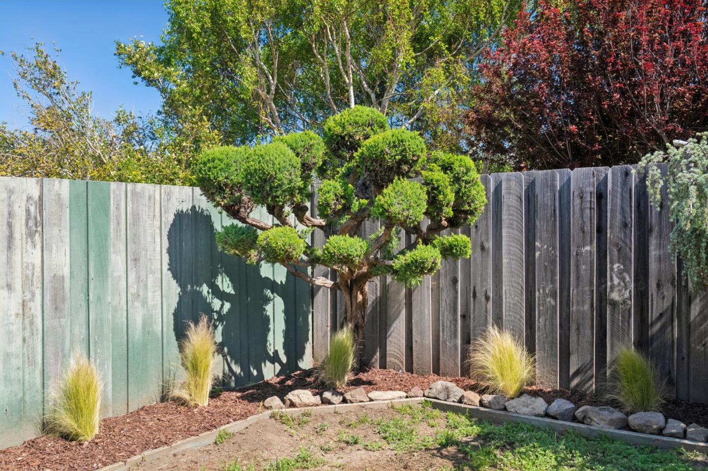 Detail Gallery Image 38 of 40 For 851 Standish Rd, Pacifica,  CA 94044 - 3 Beds | 2 Baths