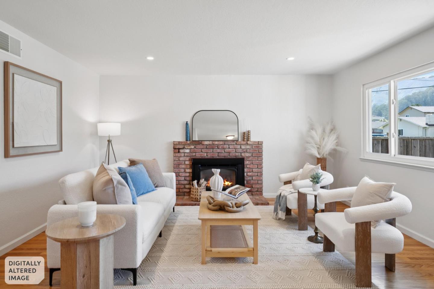 Detail Gallery Image 4 of 40 For 851 Standish Rd, Pacifica,  CA 94044 - 3 Beds | 2 Baths